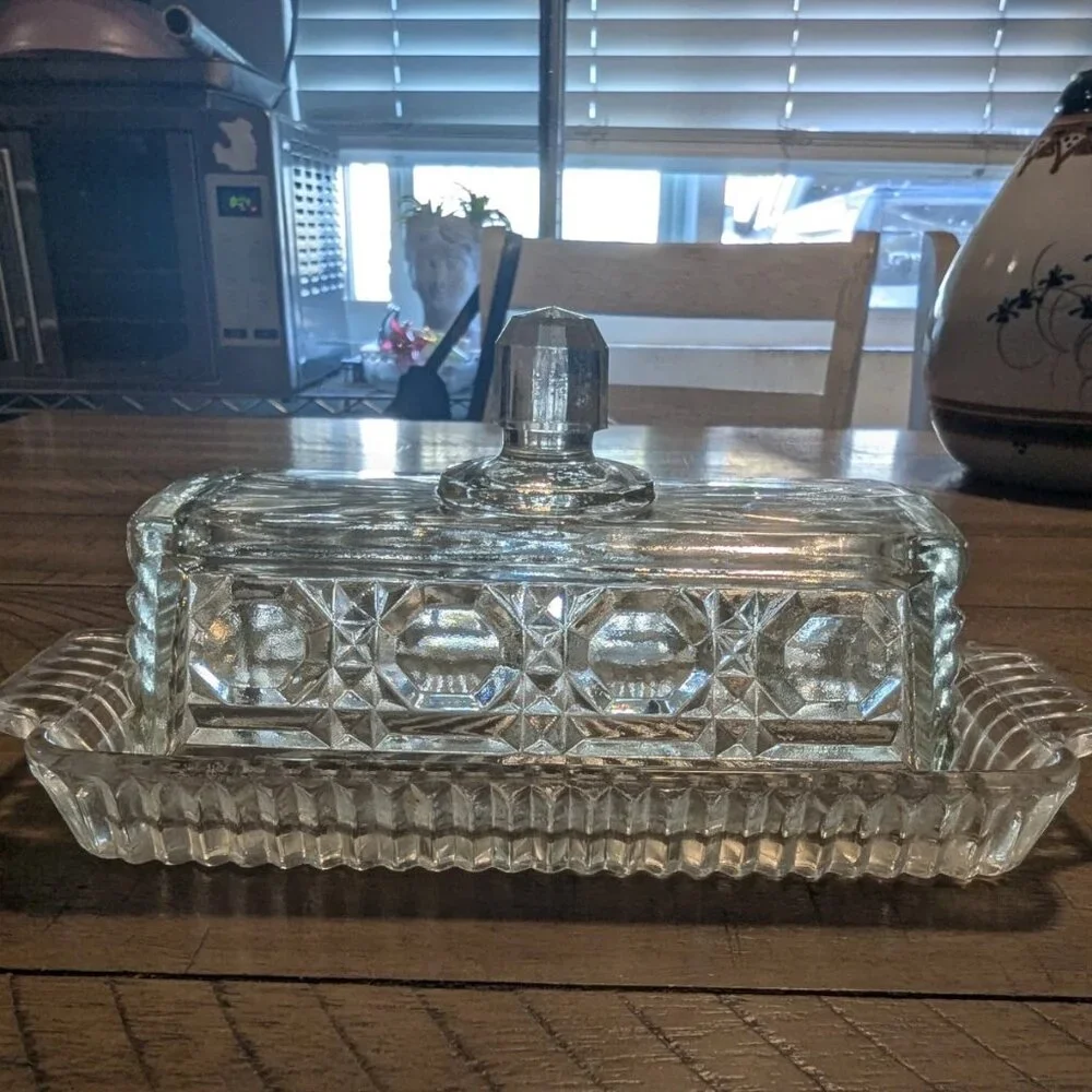 Vintage Federal Glass Windsor Butter Dish Clear Pressed Glass Mid Century - Picture 6 of 7